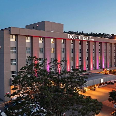 Hotel Doubletree By Hilton - Kamloops Zewnętrze zdjęcie